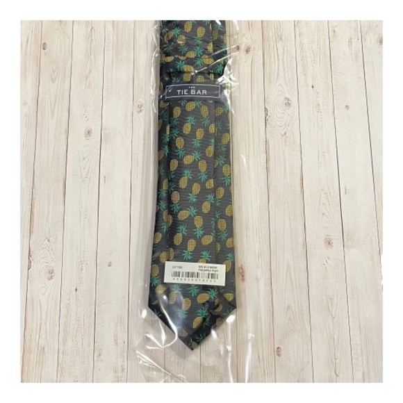 THE TIE BAR Pineapple Fruit Navy Tie, 100% Silk - Picture 3 of 3